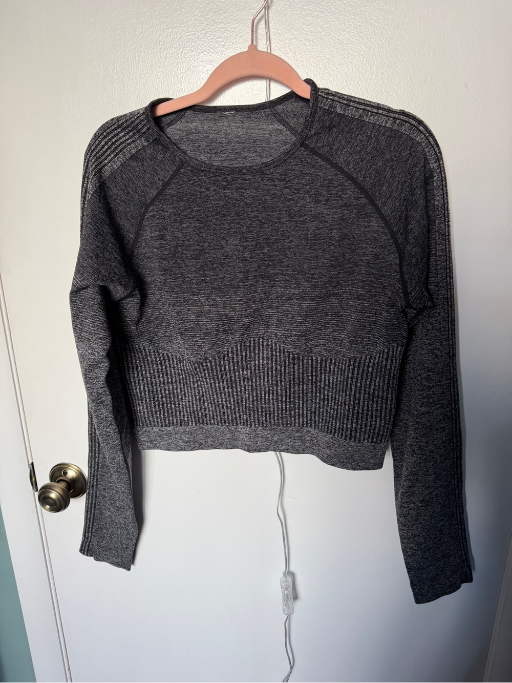 Fabletics Seamless Top - Picture 2 of 3